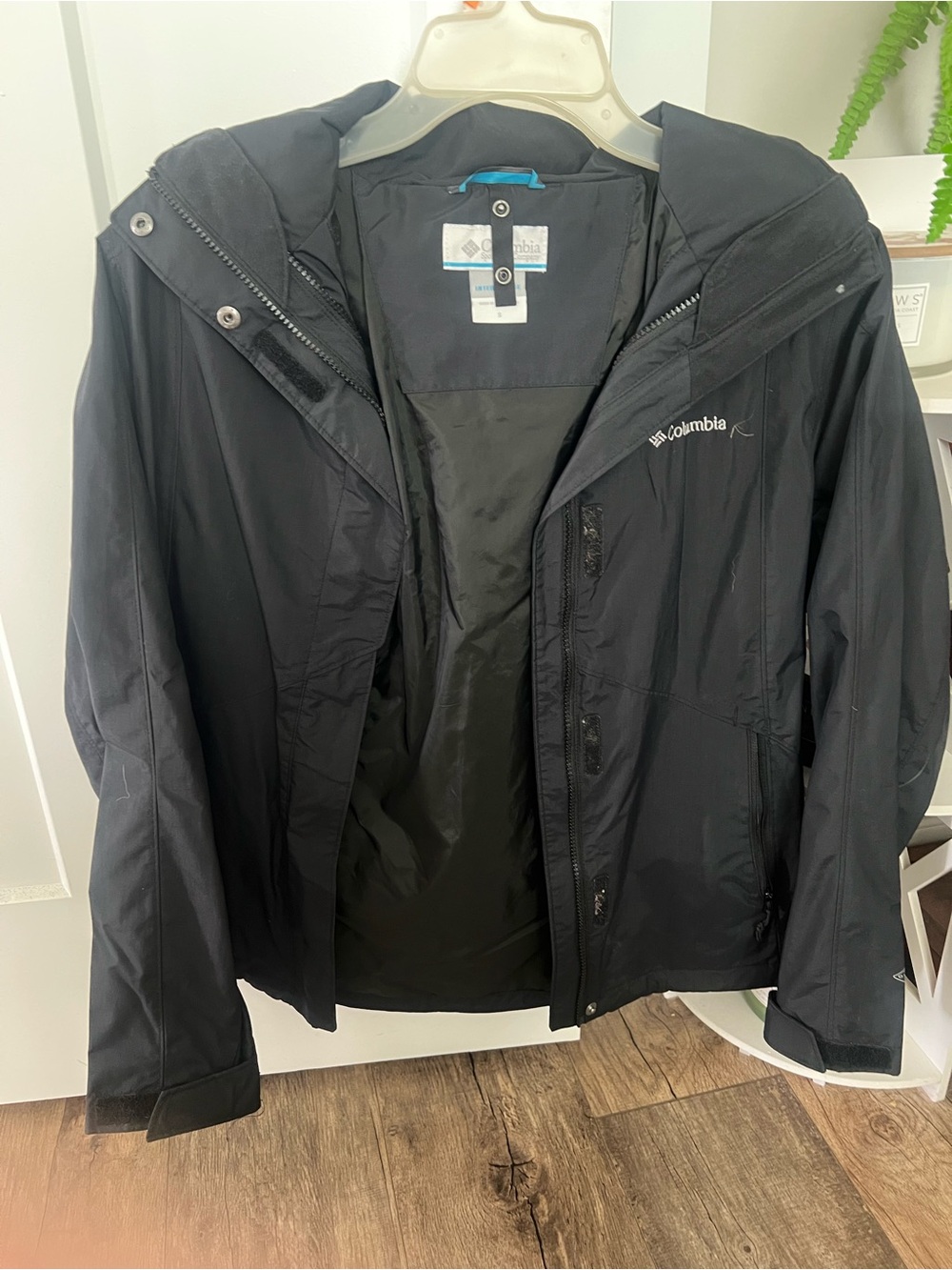 Columbia Black Men's Waterproof Hooded Rain Jacket